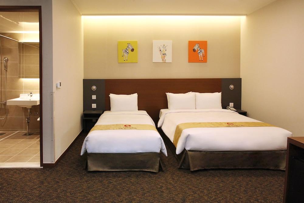Hotel Skypark Myeongdong 2 Seúl Exterior foto